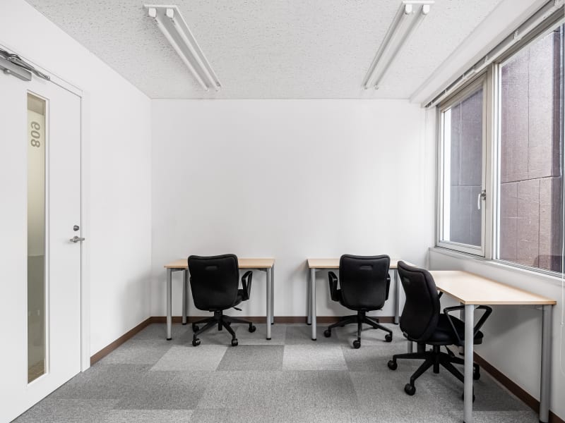 Tokyo Office Rent Office Space for Rent in Chiyoda City, Tokyo | From ¥32,000/desk/mo